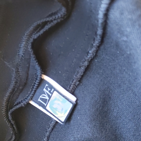 Diane von Furstenberg 'Chickie' Panelled Stretch Black Wool Pencil Skirt - Picture 8 of 8